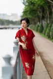  Đầm đỏ kimono thêu tay Thanh Xuân 4 