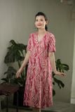  Đầm Emmy hồng bông vân gỗ 