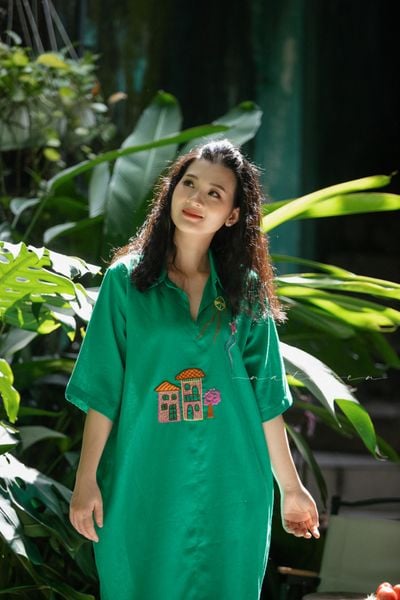  Đầm marta Xanh Lý linen thêu tay Nhà Diều 