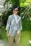  Áo Blazer cổ Vest Xám thêu Cheetah Đũi Linen 