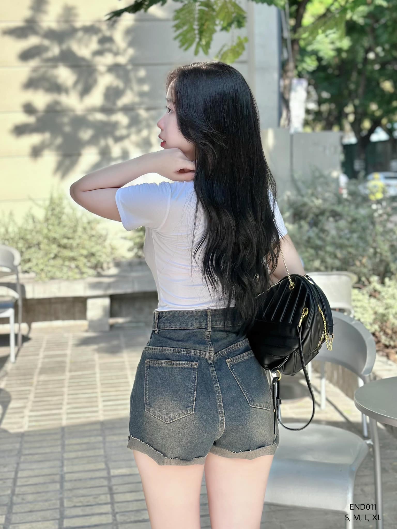 Quần short jean cut gấp line