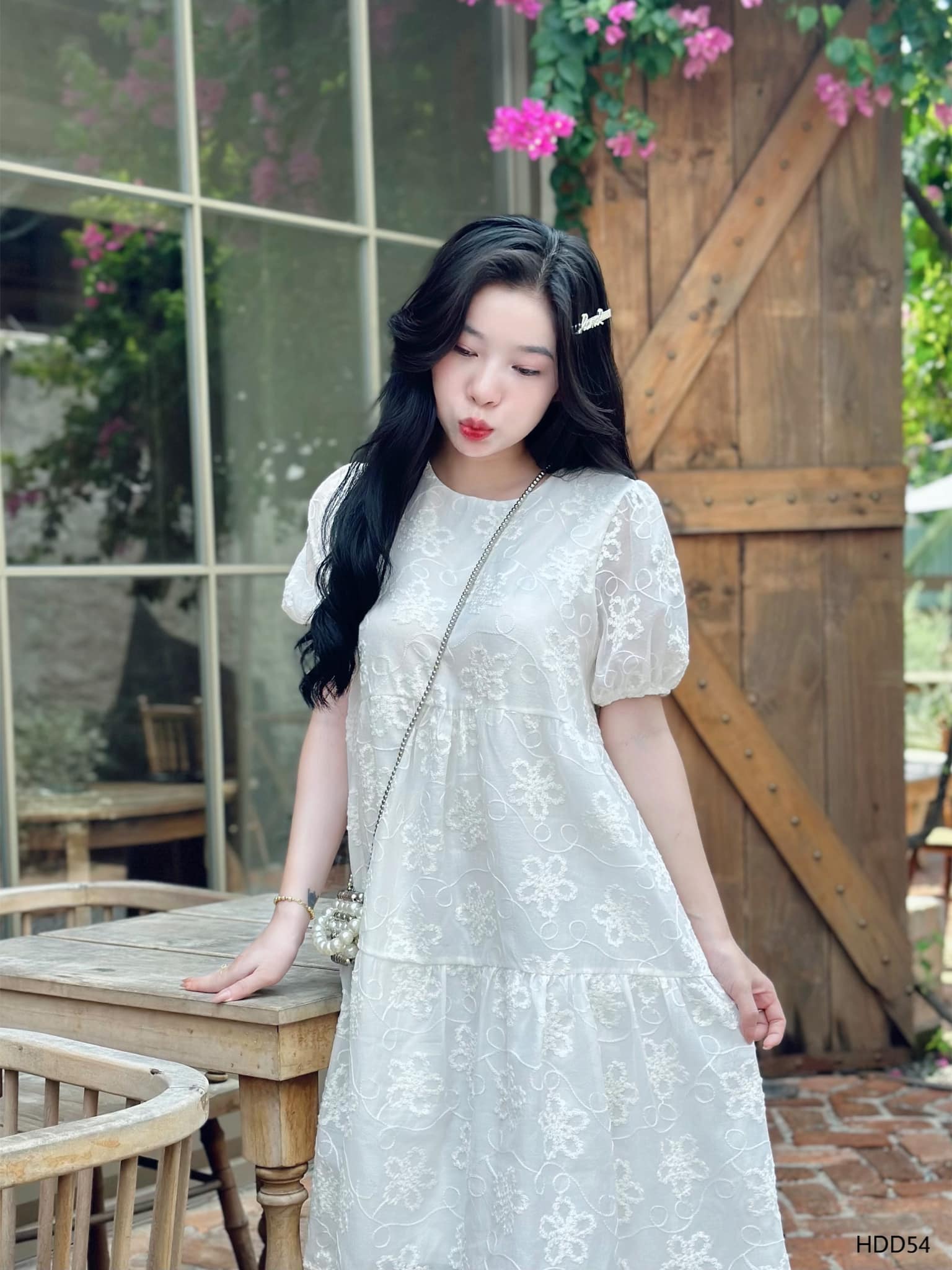 Đầm babydoll tầng tơ thêu hoa