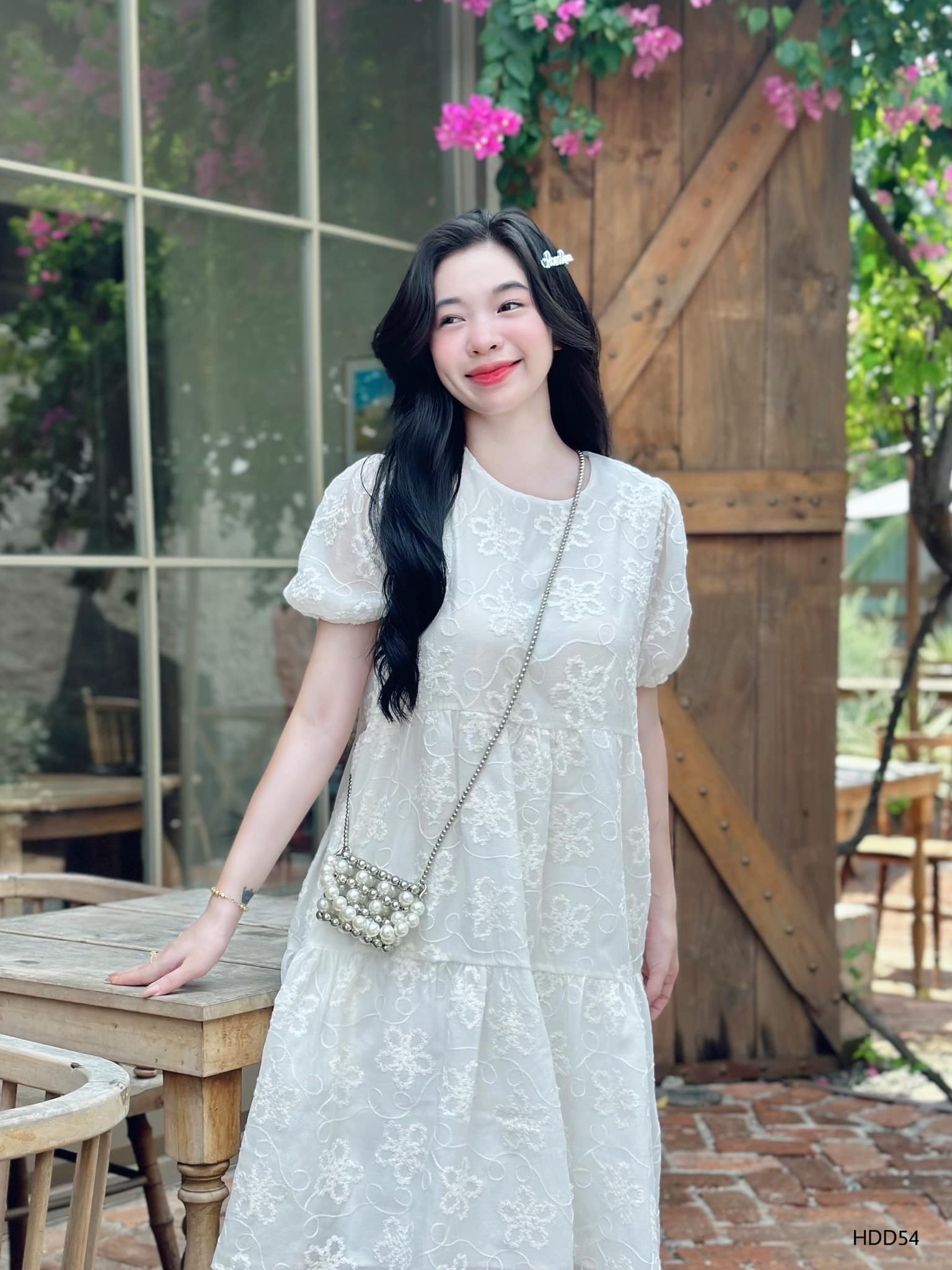 Đầm babydoll tầng tơ thêu hoa