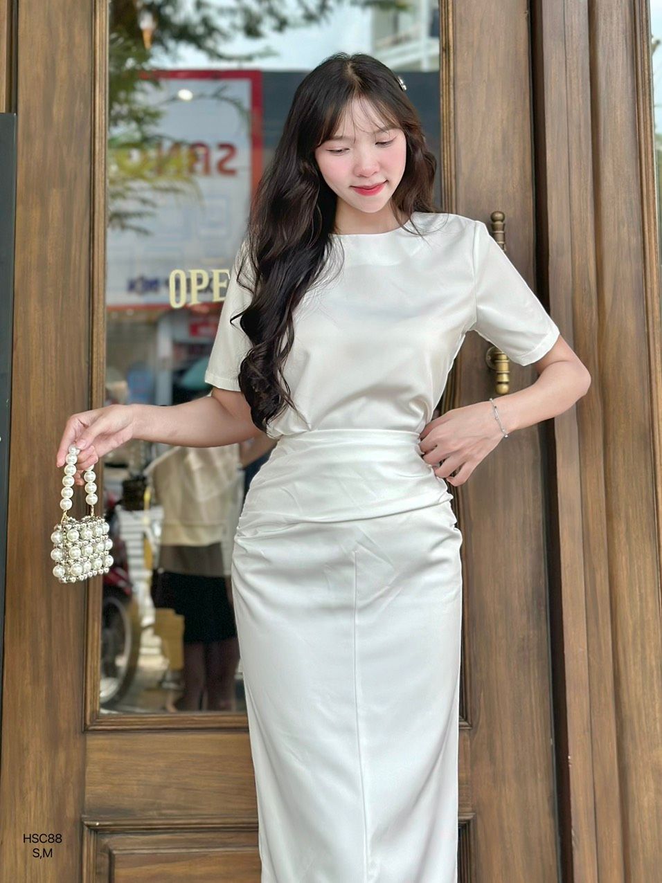 Áo cotton cổ tròn basic