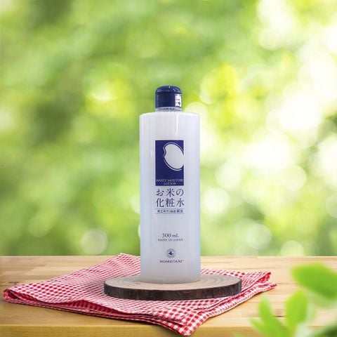  Nước Hoa Hồng Dưỡng Trắng MOMOTANI White moisture lotion 500ml 