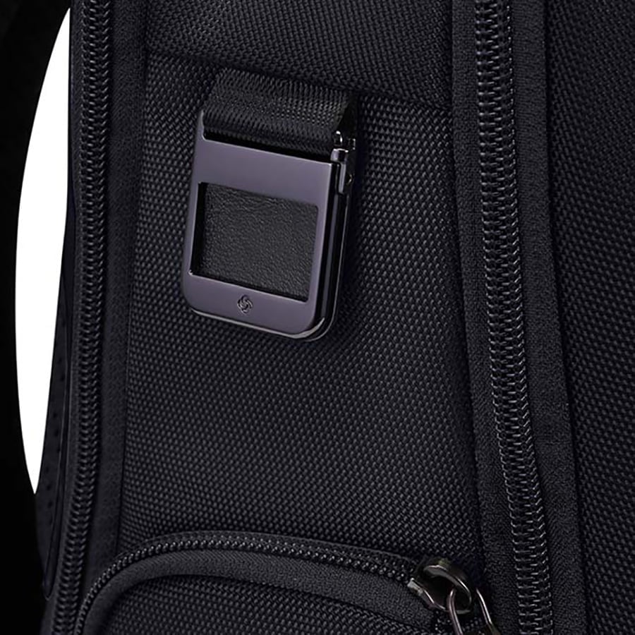 Balo laptop 15.6in Urban-Eye DLX