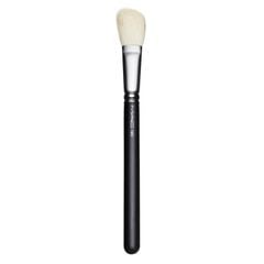  Cọ đánh má và tạo khối MAC Brushes 168S Large Angled Contour Brush 