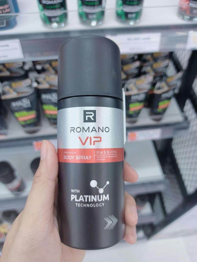 Combo 2 chai xịt khử mùi toàn thân cho nam Romano Classic và Attitude 150ml x2 tặng kèm 5 gói dầu gội ch1656