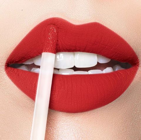  Son Kem Lì - M.O.I Holiday Lipstick # 2 - Love 