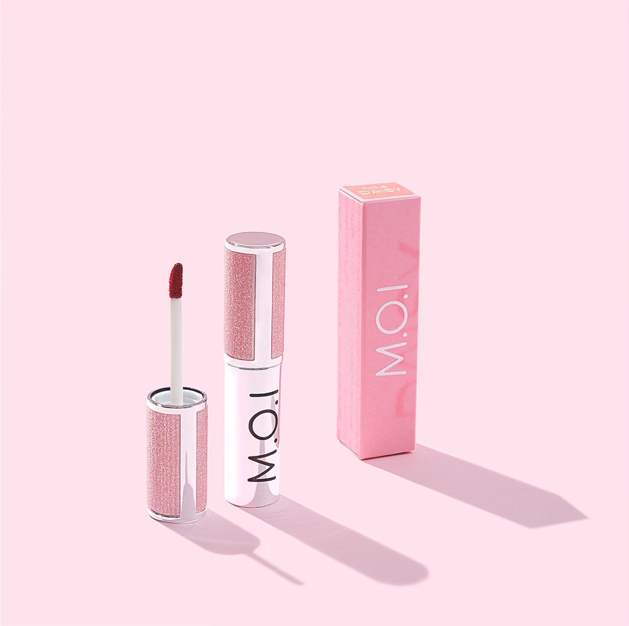  Son Kem Lì - M.O.I Holiday Lipstick # 5 - Daisy 