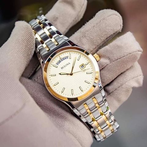  Bulova 98C60 Champagne Gold Dial 