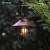 Đèn sân vườn năng lượng mặt trời móc treo Shepherd kim loại cổ điển sang trọng tự động chiếu sáng