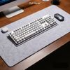 Deskpad nỉ lót gỗ chống trượt tấm lót bàn làm việc khoá viền chắc chắn