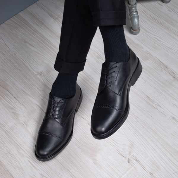 Derby Captoe Black
