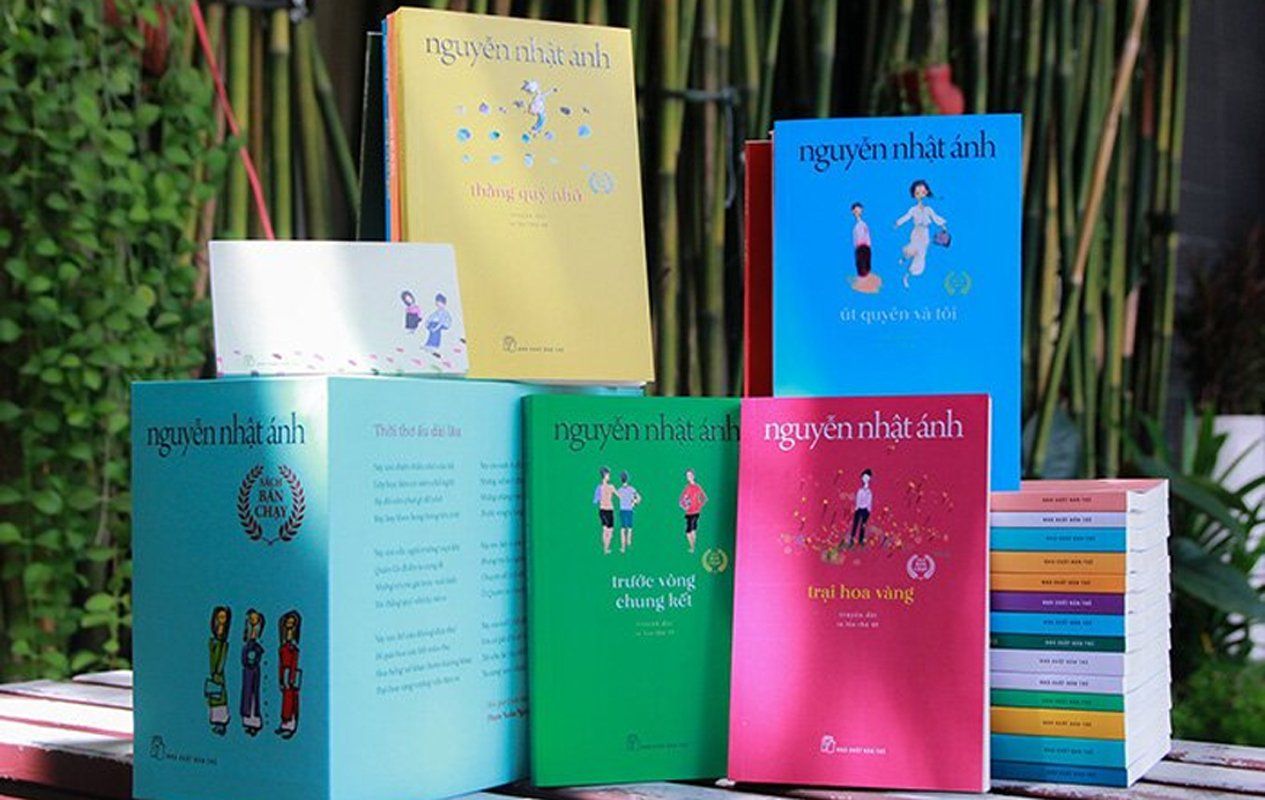 NGUYỄN NHẬT ÁNH 7冊セット Boxset 24 Cuốn - Thời Thơ Ấu Dài Lâu (Phiên Bản Boxset Xanh