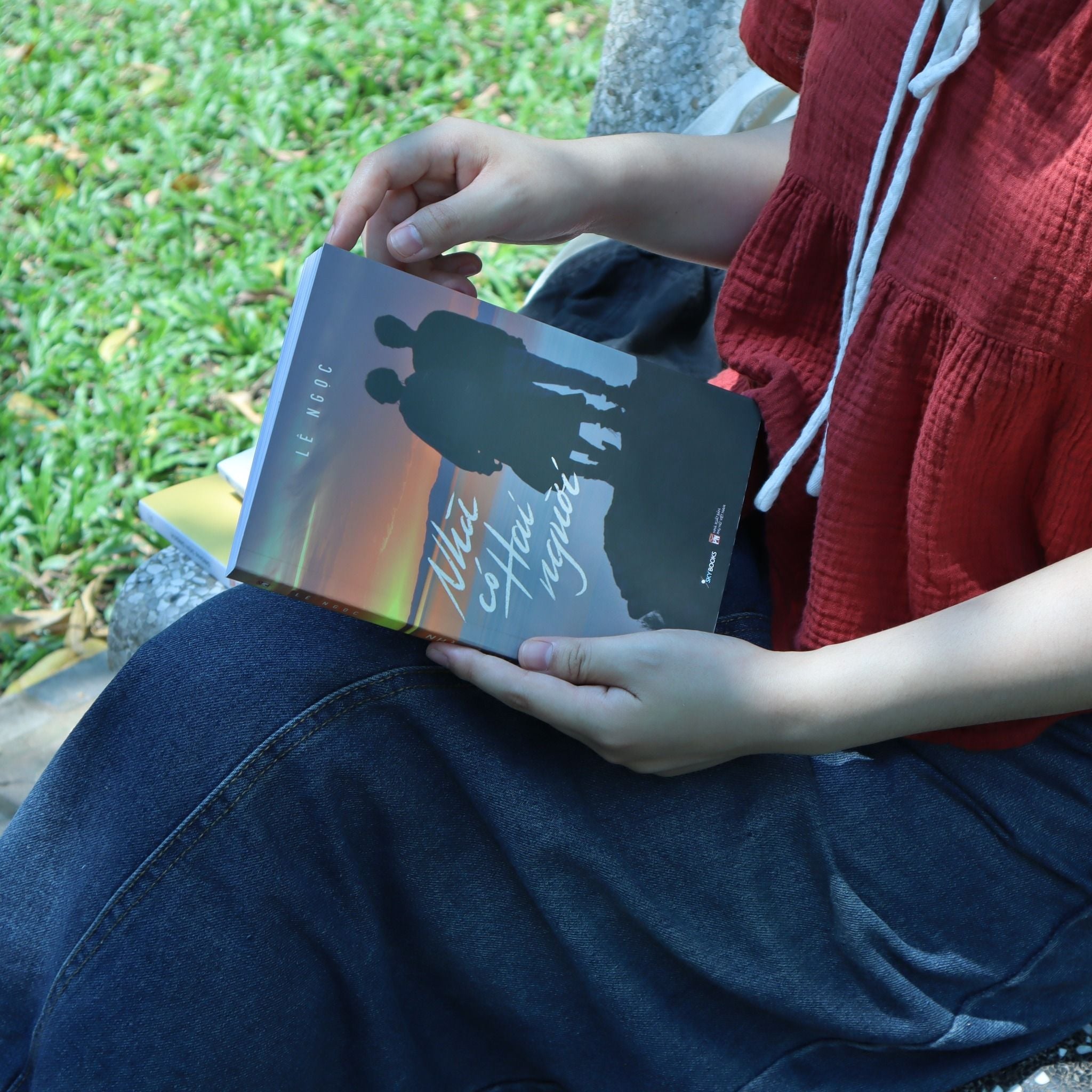  Nhà Có Hai Người 