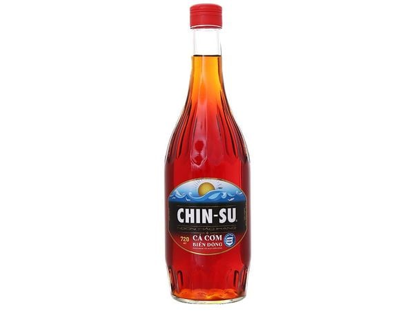 Nước Mắm Chinsu Cá Cơm Biển Đông - Chai 720ml