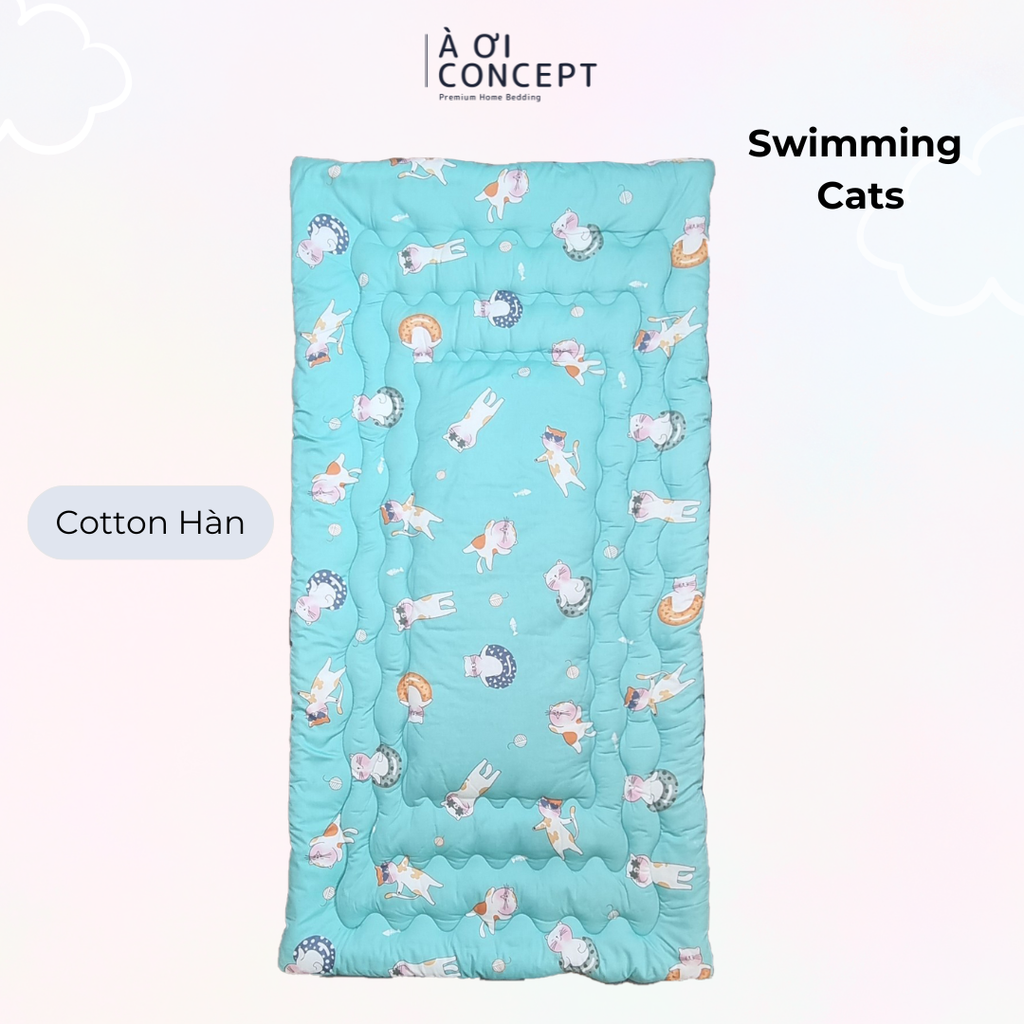 Nệm em bé (< 10 tuổi) | Microfiber | Vỏ Cotton | 70x140 cm / 5-6 cm | Swimming Cats | Mềm mại, Chống thấm, Kháng khuẩn | CGCB0098 | Việt Nam | À Ơi Concept