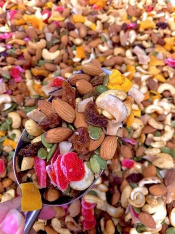 Granola Hạt Dinh Dưỡng Trái Cây Sấy Cao Cấp Siêu Giòn Thơm, Ngũ Cốc Hạt Dinh Dưỡng Ăn Vặt Ăn Kiêng Healthy & Yummy
