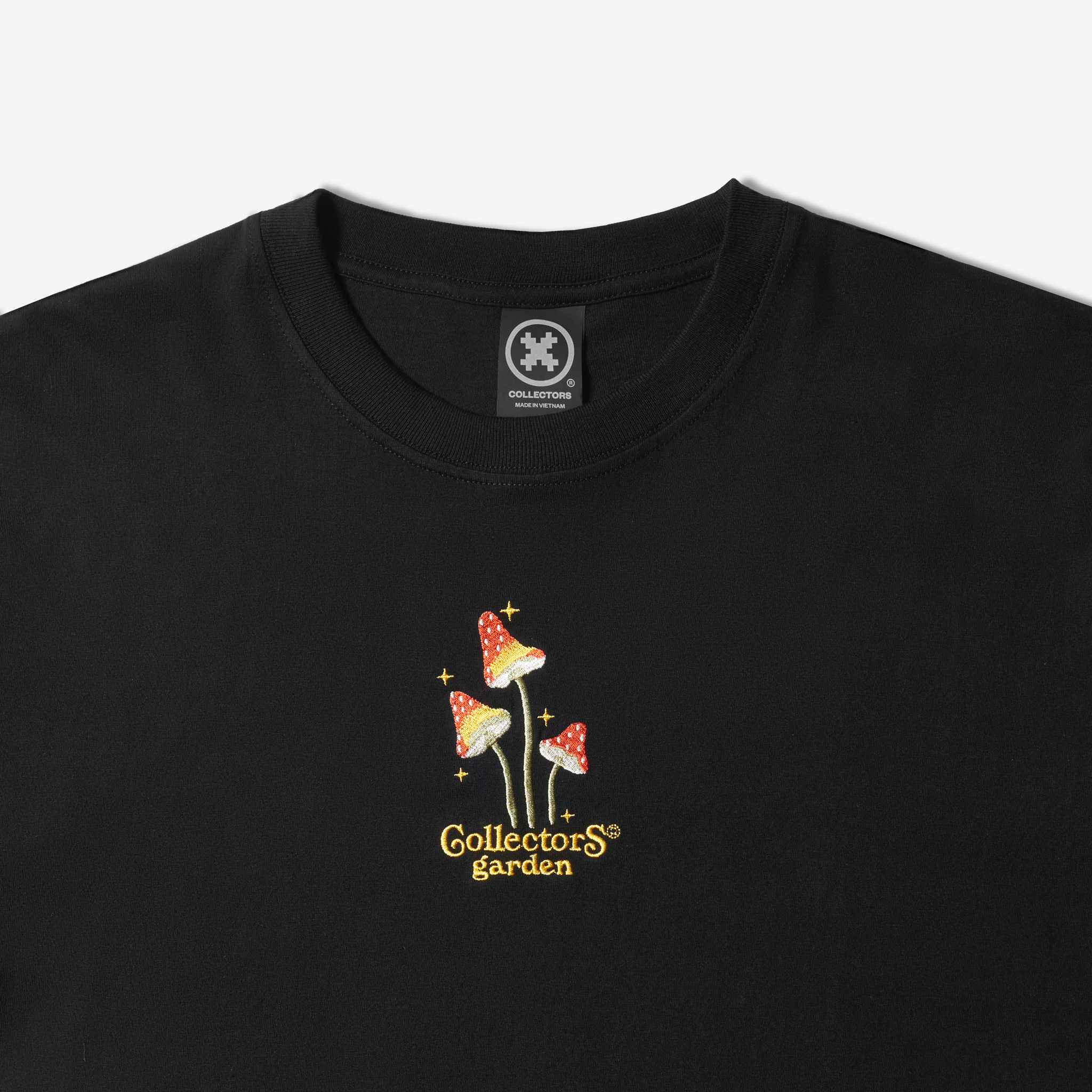  Garden Black Tee "Heart" 