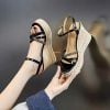 giay-sandal-de-xuong-9-phan-cao-got-qccc-9193-den