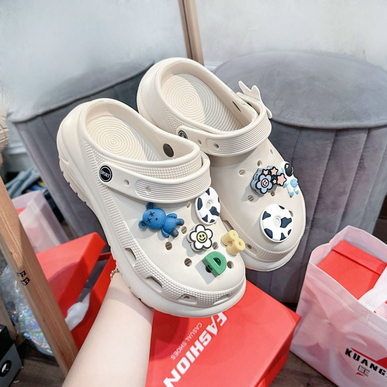  Dép sục 6 phân F17 