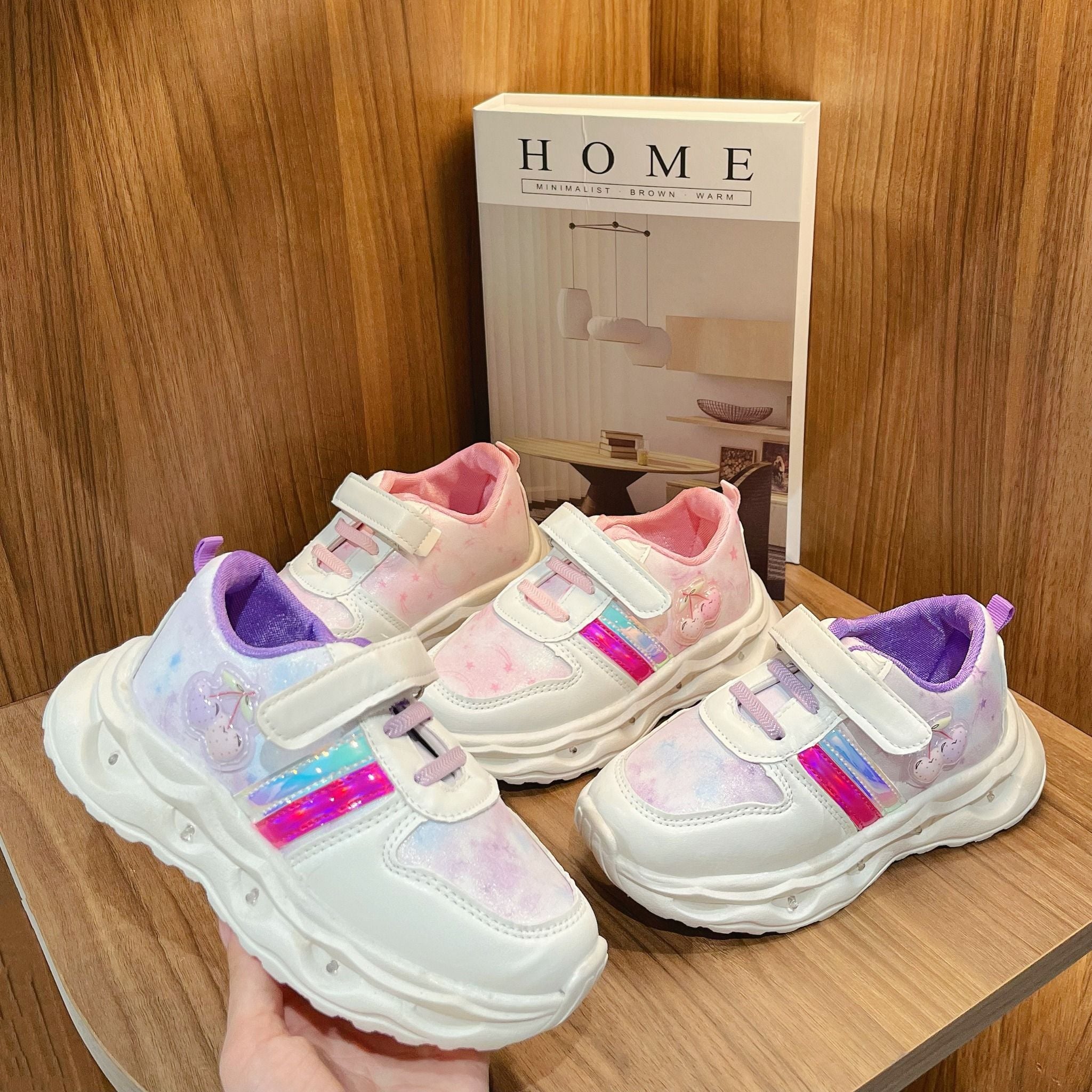  Giày Thể Thao Trẻ Em 671 