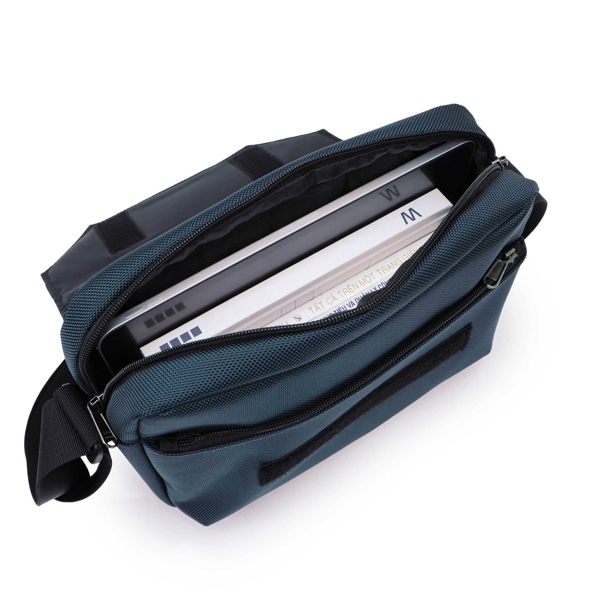  Forewing Messenger Bag - Charcoal Blue 