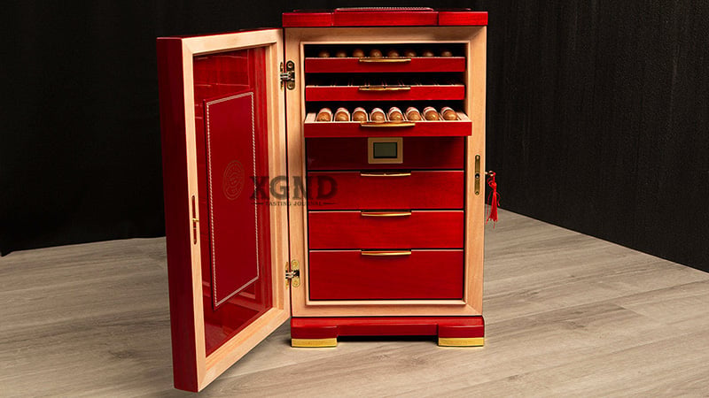 Tủ Bảo Quản Cigar Romeo Y Julieta Bed of Roses Humidor Chính Hãng