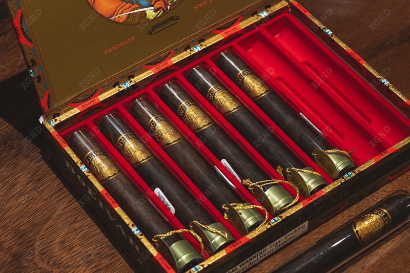 Cigar Bolivar Cofradia Crystal Tube