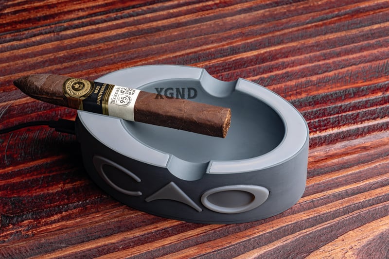 Gạt Tàn Xì Gà CAO Led Ashtray Chính Hãng