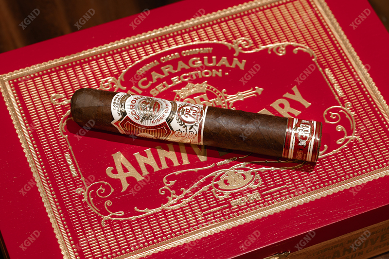 Cigar Corona Nicaraguan 25th Anniversary FSG Sun Grown Robusto