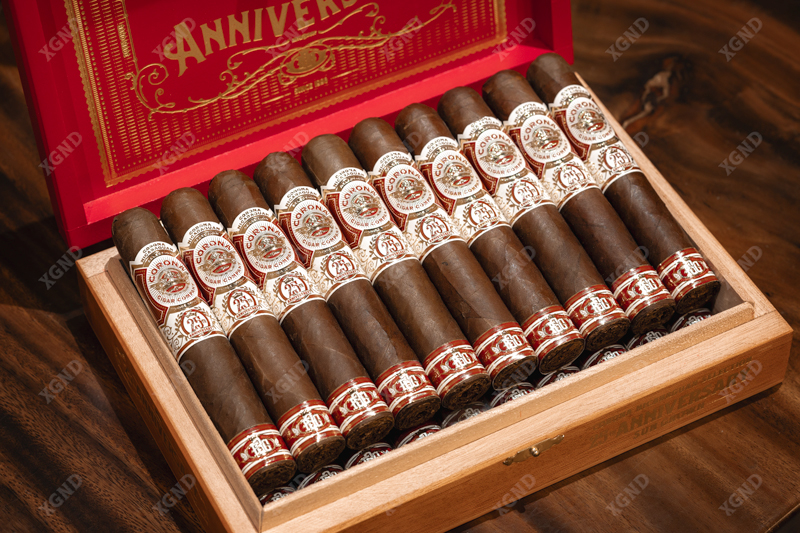 Cigar Corona Nicaraguan 25th Anniversary FSG Sun Grown Robusto