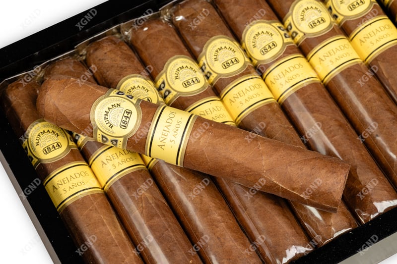 H Upmann 1844 Anejados Robusto