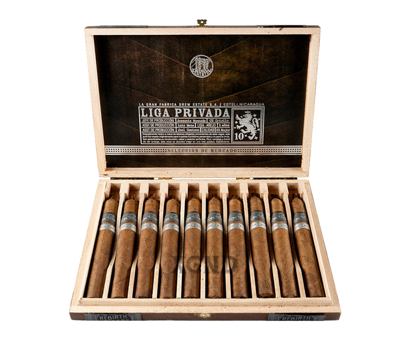 Cigar Liga Privada 10 Aniversario Selección de Mercado Toro