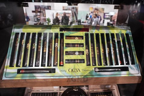 Cigar Oliva Advent Calendar Collection - Xì Gà Chính Hãng