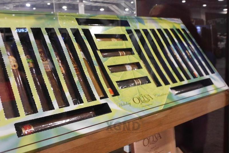 2025 Oliva Advent Calendar Dela Juliann