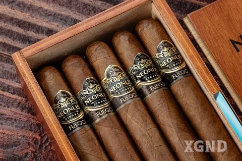 Cigar Neonlis La Vida Fuego Grand Corona - Xì Gà Chính Hãng