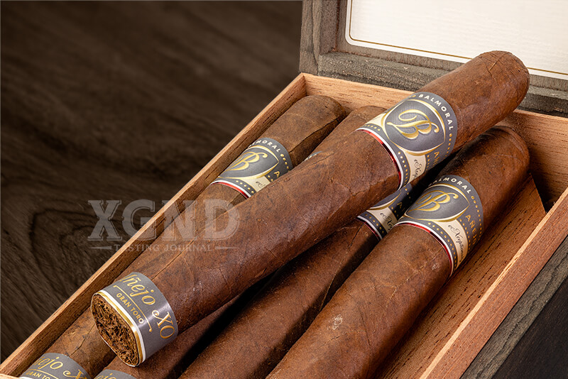 Cigar Balmoral Anejo XO Gran Toro - Xì Gà Chính Hãng