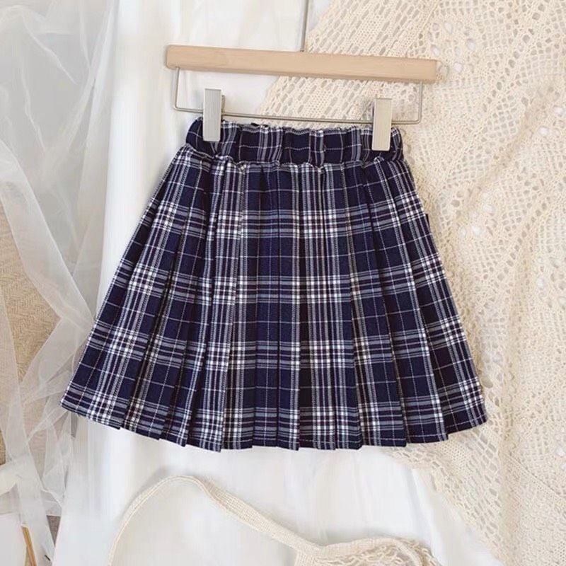 Chân Váy Caro Mặc Với Áo Gì 9 Cách Phối Hot Nhất Hiện Nay