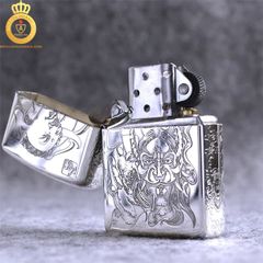 Bật lửa Zippo USA bạc khối thiện ác
