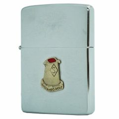 Bật lửa Zippo cổ xưa Emblem màu đỏ năm 1981