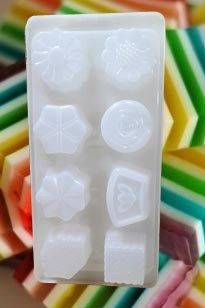 Khay đá nhựa Hofaco Hoa Sò Vuông K24