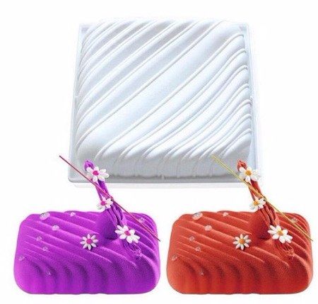 Khuôn silicon làm bánh mousse vuông sọc xiên 18cm ( TC980 )