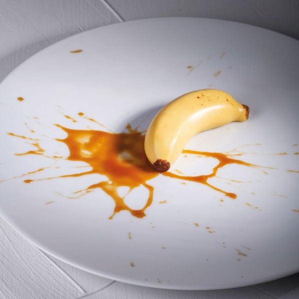 Khuôn silicon làm bánh mousse 12 trái chuối 9cm*4cm ( SM1760 ) còn 1 cái