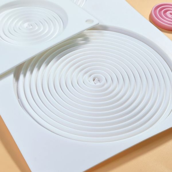 Khuôn silicon làm bánh mousse vòng tròn xoắn 20cm ( SM1762 ) CÒN NHIỀU