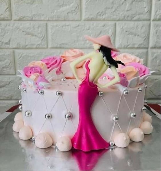 Khuôn silicon cô gái 14,5cm ( TC1426 ) váy dài quyến rũ