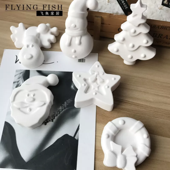 Khuôn silicon 6 tuần lộc , vòng nguyệt quế , người tuyết , ngôi sao , cây thông , ông già Santa Noel to 8cm - 9cm ( CN309 )
