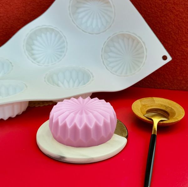 Khuôn silicon làm bánh mousse 6 hình tròn kim cương 7cm  ( SM1761 ) còn 2 cái