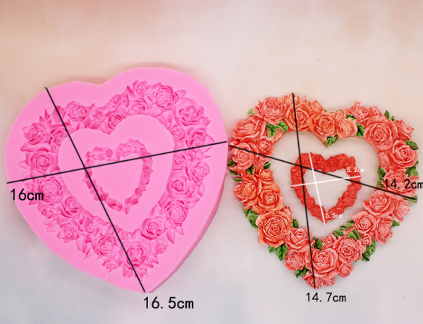 Khuôn rau câu Vòng Trái Tim Hoa Hồng Đôi 15cm ( TC1343 ) còn 1
